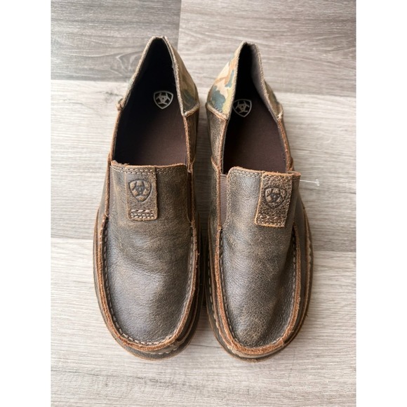 Ariat Other - Ariat Cruiser Men 8EE Brown Leather Slip On Camo Heel Casual Loafer Shoe
